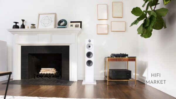 Focal es una marca reconocida mundialmente por sus altavoces de alta fidelidad que ofrecen una calidad de sonido superior. Sus productos, como el modelo Focal Sopra No1, utilizan tecnologías avanzadas como el cono de sándwich de lino y los tweeters de berilio para brindar una claridad y precisión sonora excepcionales. Focal se destaca en la industria del audio por su innovación y compromiso con la excelencia, siendo una elección popular entre audiófilos y profesionales del sonido.