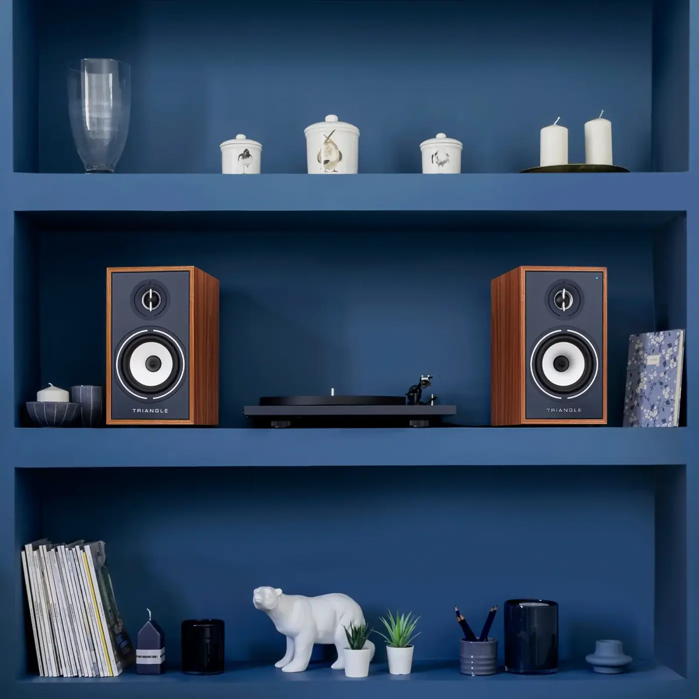 Tornamesa Hi-Fi en ambiente Triangle LUNAR1